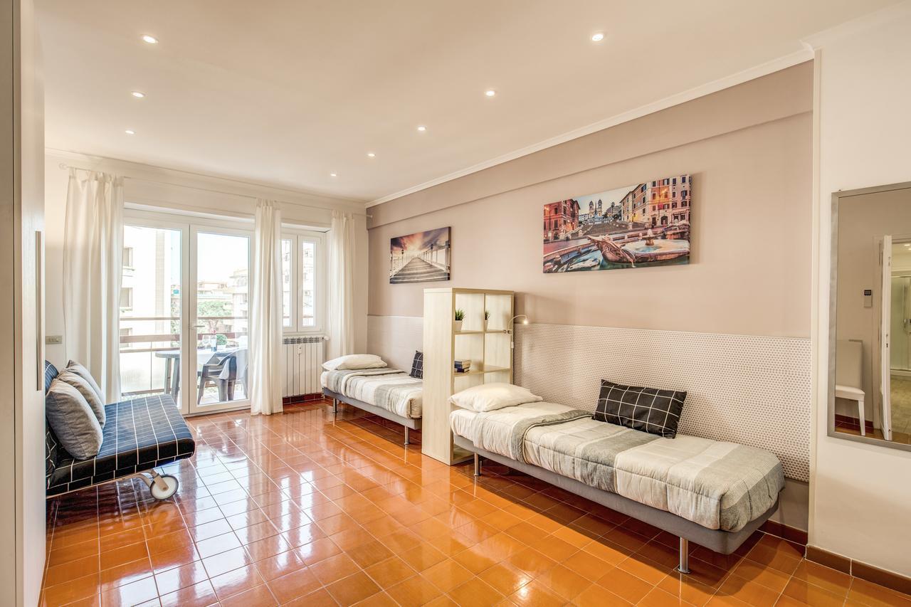 Apartamento Rome4Guest Ostia 2 Exterior foto